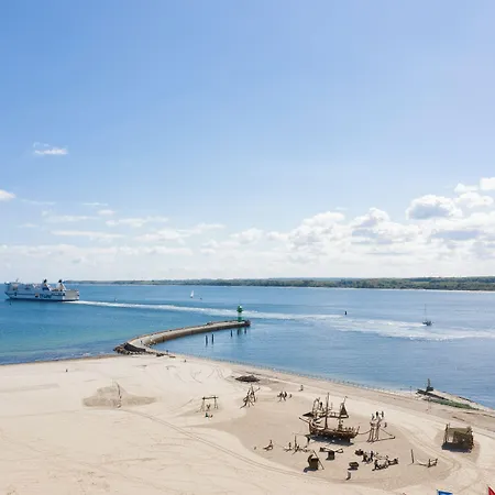 Hotel Aja Travemuende 4*